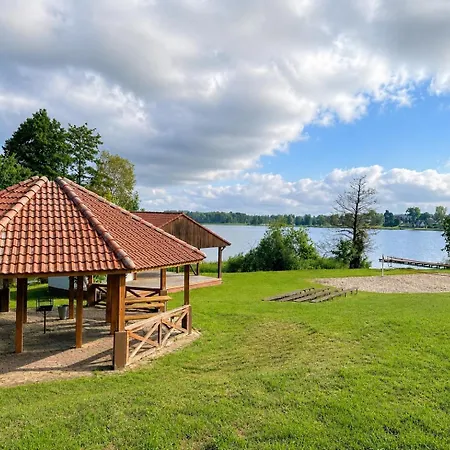 Zagroda Mazury -,,domki Nad Rozlewiskiem
